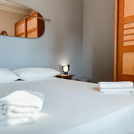 Апартаменты Isola Trendy Retreat - Large Flat, Милан