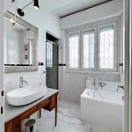 Isola Trendy Retreat - Large Flat, * Milán