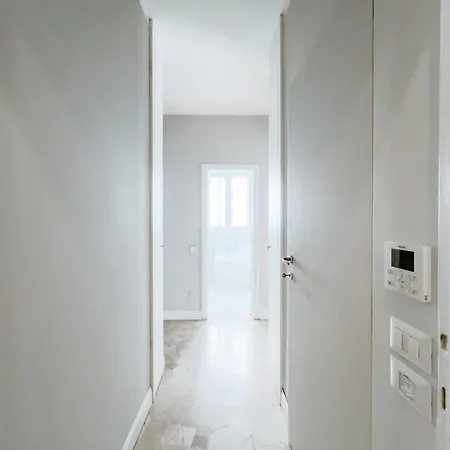Isola Trendy Retreat - Large Flat, Apartmán *