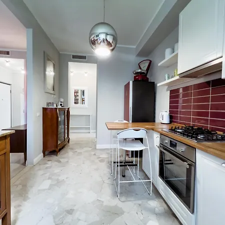Isola Trendy Retreat - Large Flat, Apartment Milan