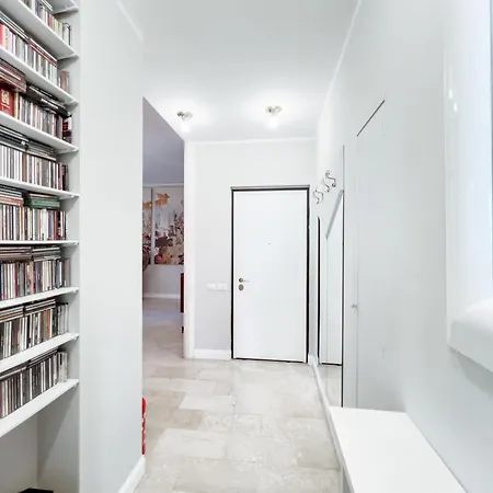 Isola Trendy Retreat - Large Flat, Apartmán Milán