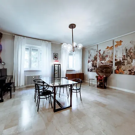 Isola Trendy Retreat - Large Flat, * Milan