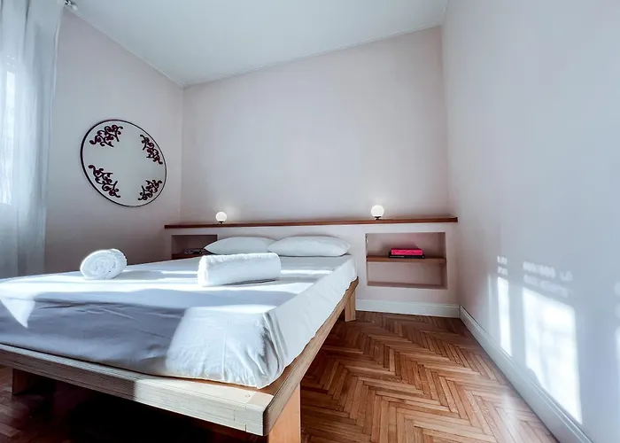 Daire Isola Trendy Retreat - Large Flat, Milano